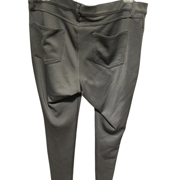 Hue grey pull on women’s pants large elastic waist back pockets. - Picture 4 of 9
